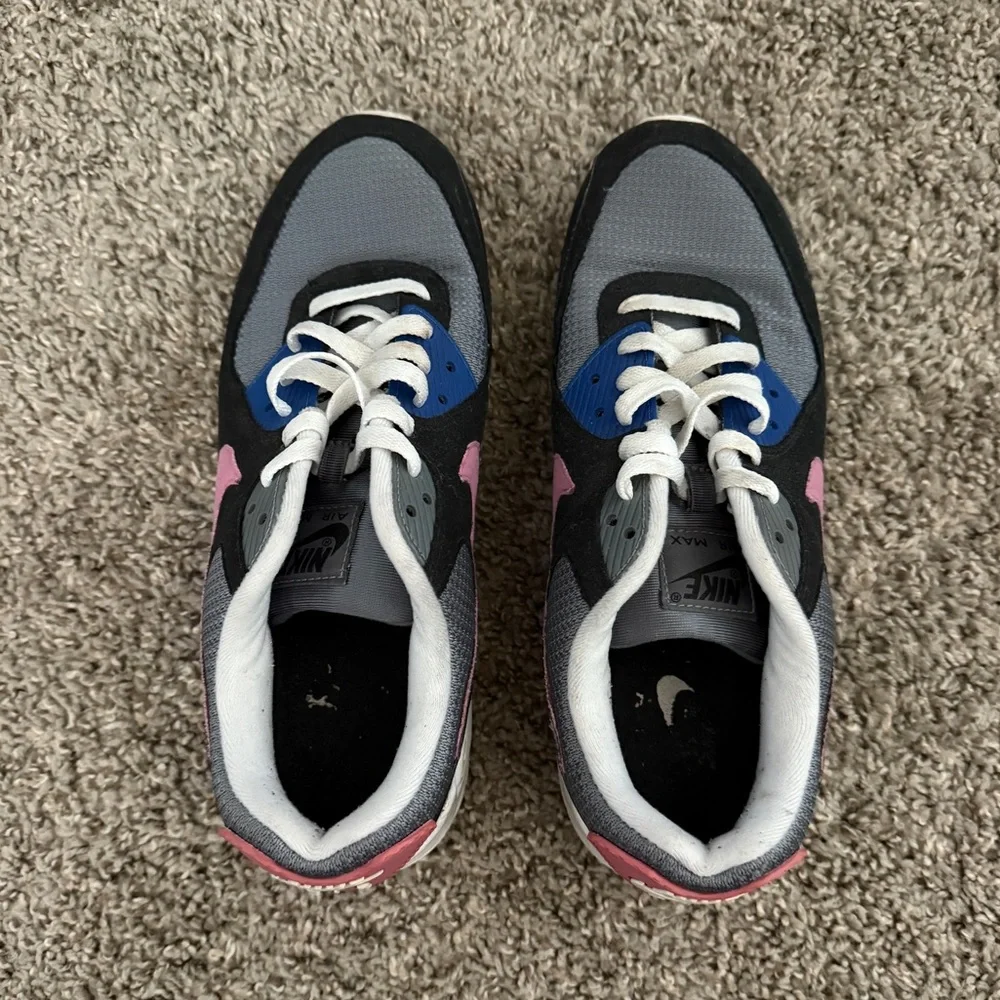 Blue and Pink Nike Air Max 90 - Picture 5 of 11